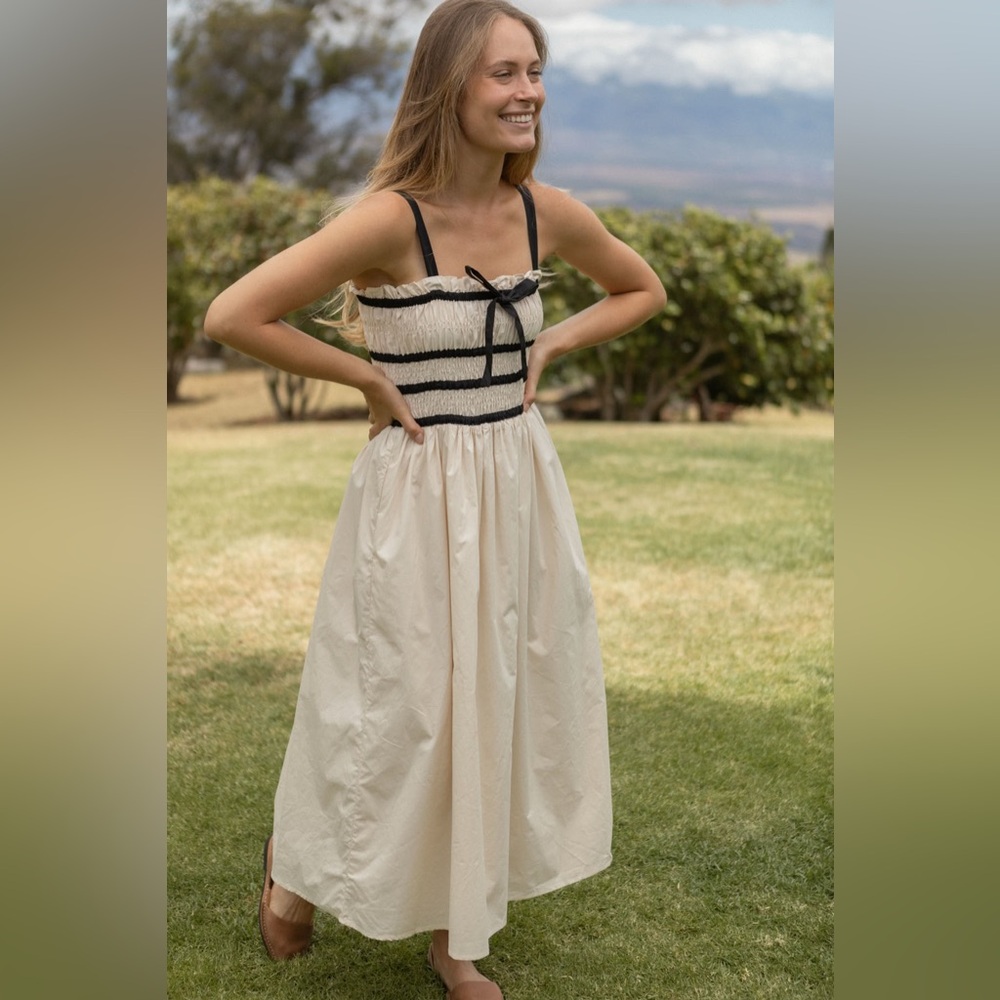 Neuflora Windham Dress - Slight Alteration